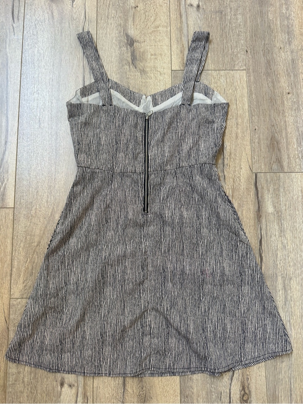 Volcom brand new Striped Sweetheart Mini Dress in Black and White - Picture 3 of 6
